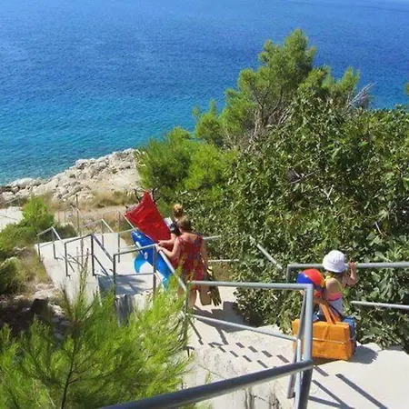 Belvedere Oda ve Kahvaltı 3*