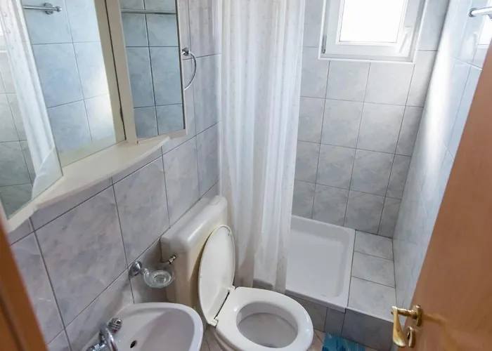 krevet i doručak Belvedere 3*